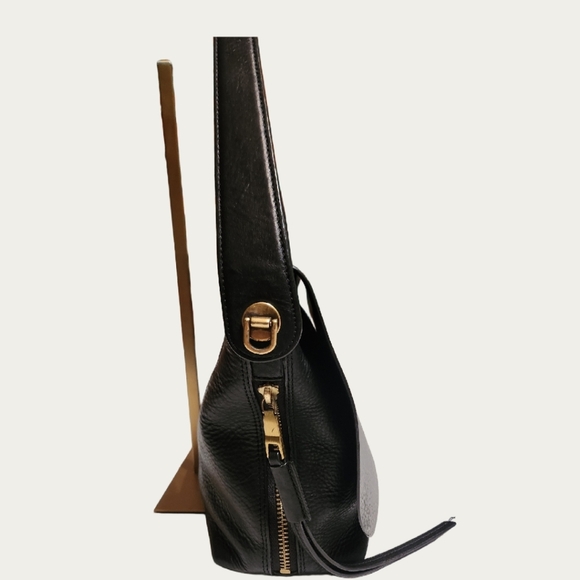 Fossil Black PEBBLED Leather FLAP Shoulder Bag, EUC - Picture 5 of 17